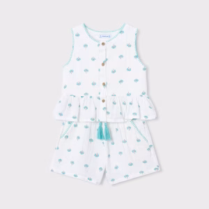 Conjunto pantalón corto y camiseta estampada niña