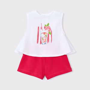Conjunto pantalón corto y camiseta niña