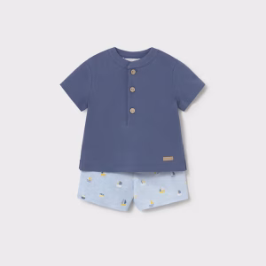 Conjunto pantalón corto estampado y polo recién nacido