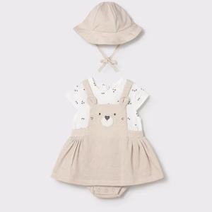 Vestido peto simulado con gorro recién nacida
